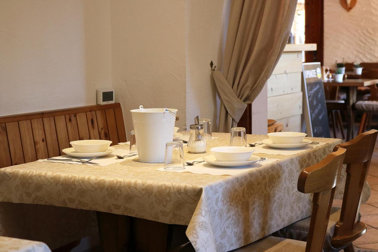Hotel Sfazu Poschiavo Bagian luar foto